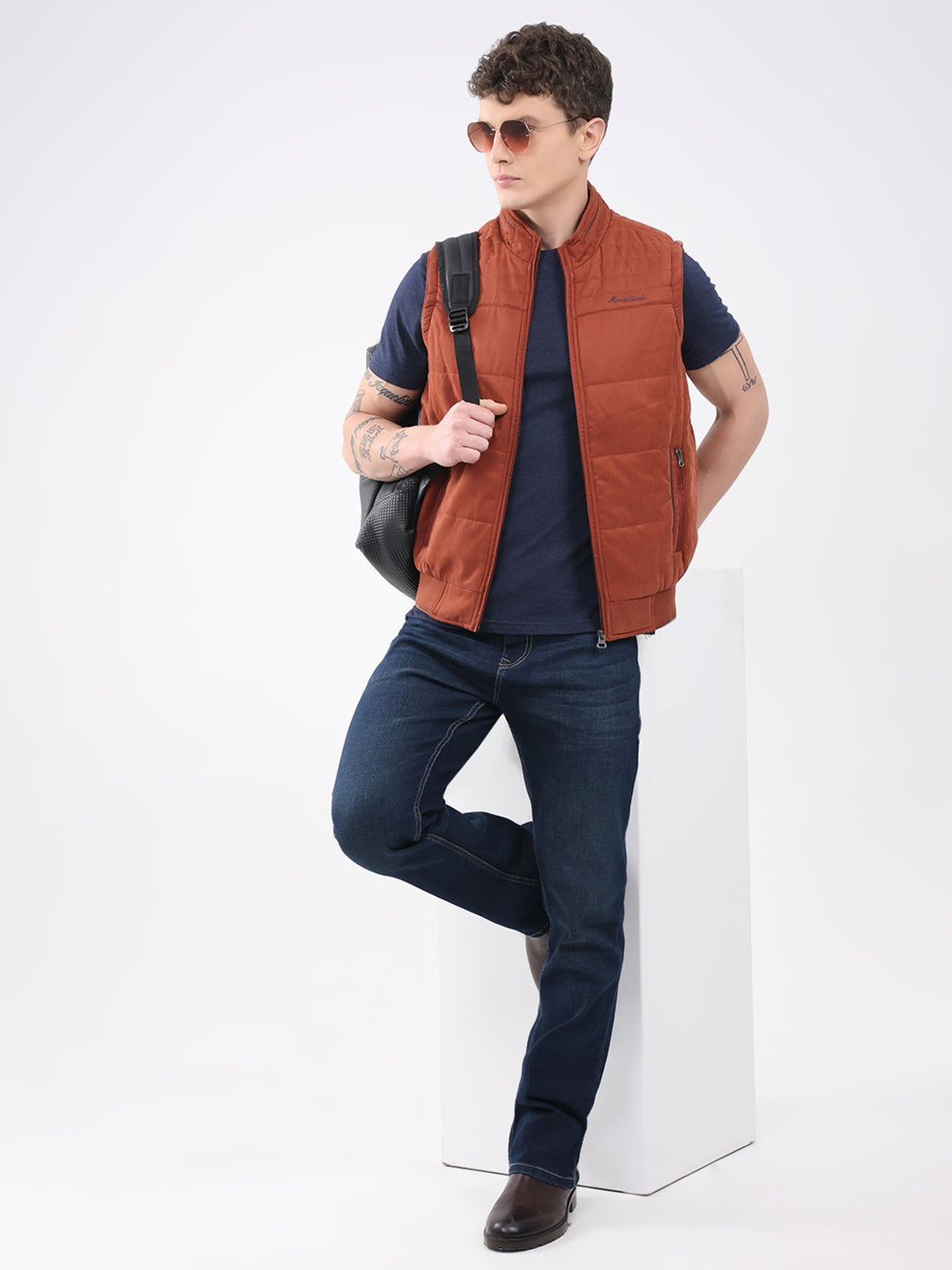 Men Rust Solid Collar Sleeveless Jacket
