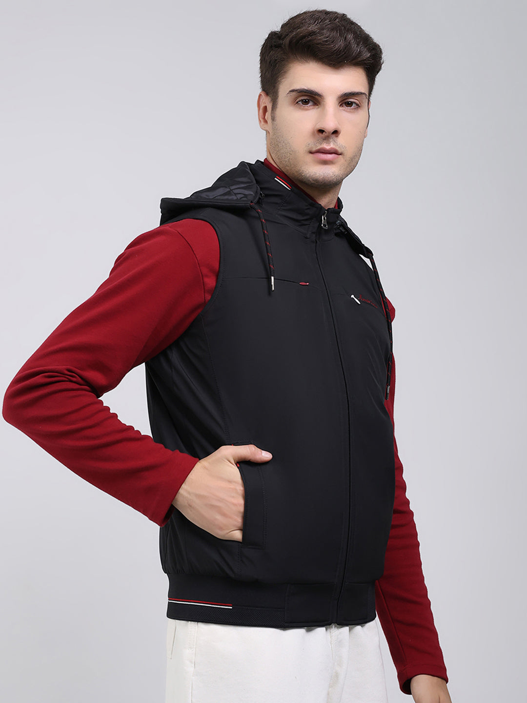 Men Black Solid Hooded Sleeveless Jacket