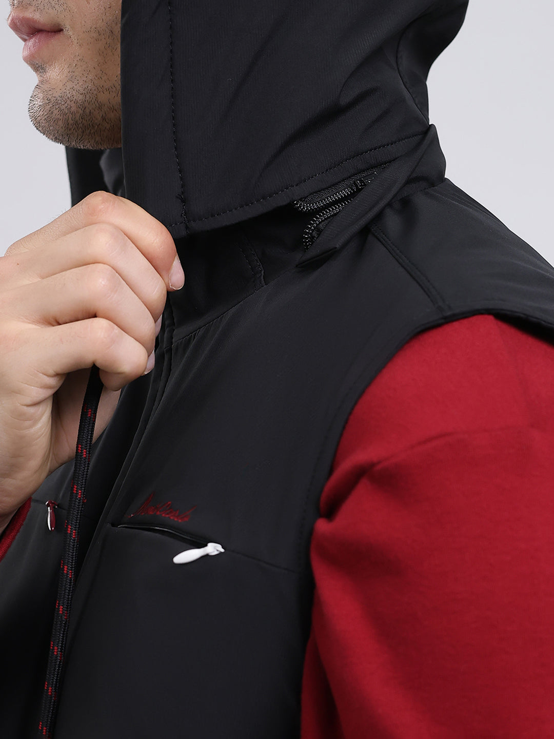 Men Black Solid Hooded Sleeveless Jacket