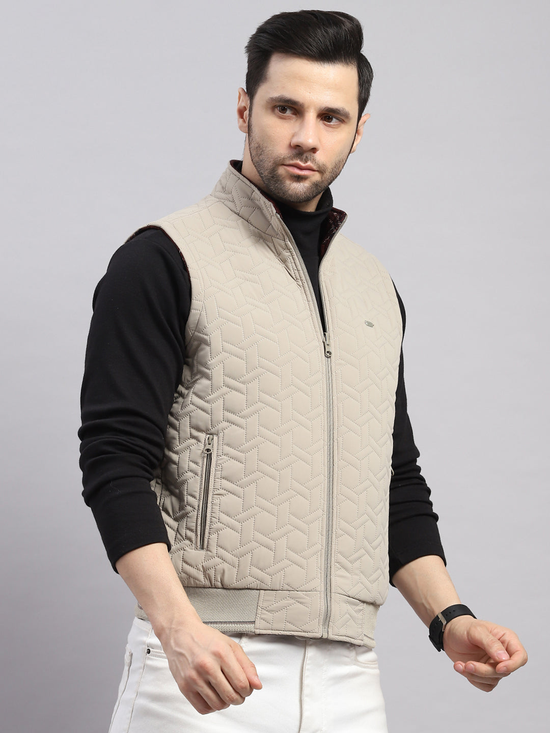 Men Beige Solid Collar Sleeveless Reversible Jacket