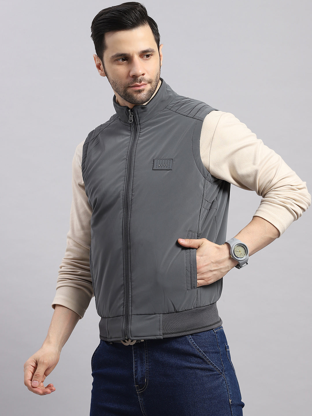 Men Grey Solid Collar Sleeveless Reversible Jacket