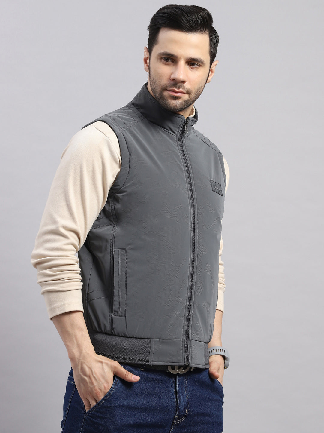 Men Grey Solid Collar Sleeveless Reversible Jacket