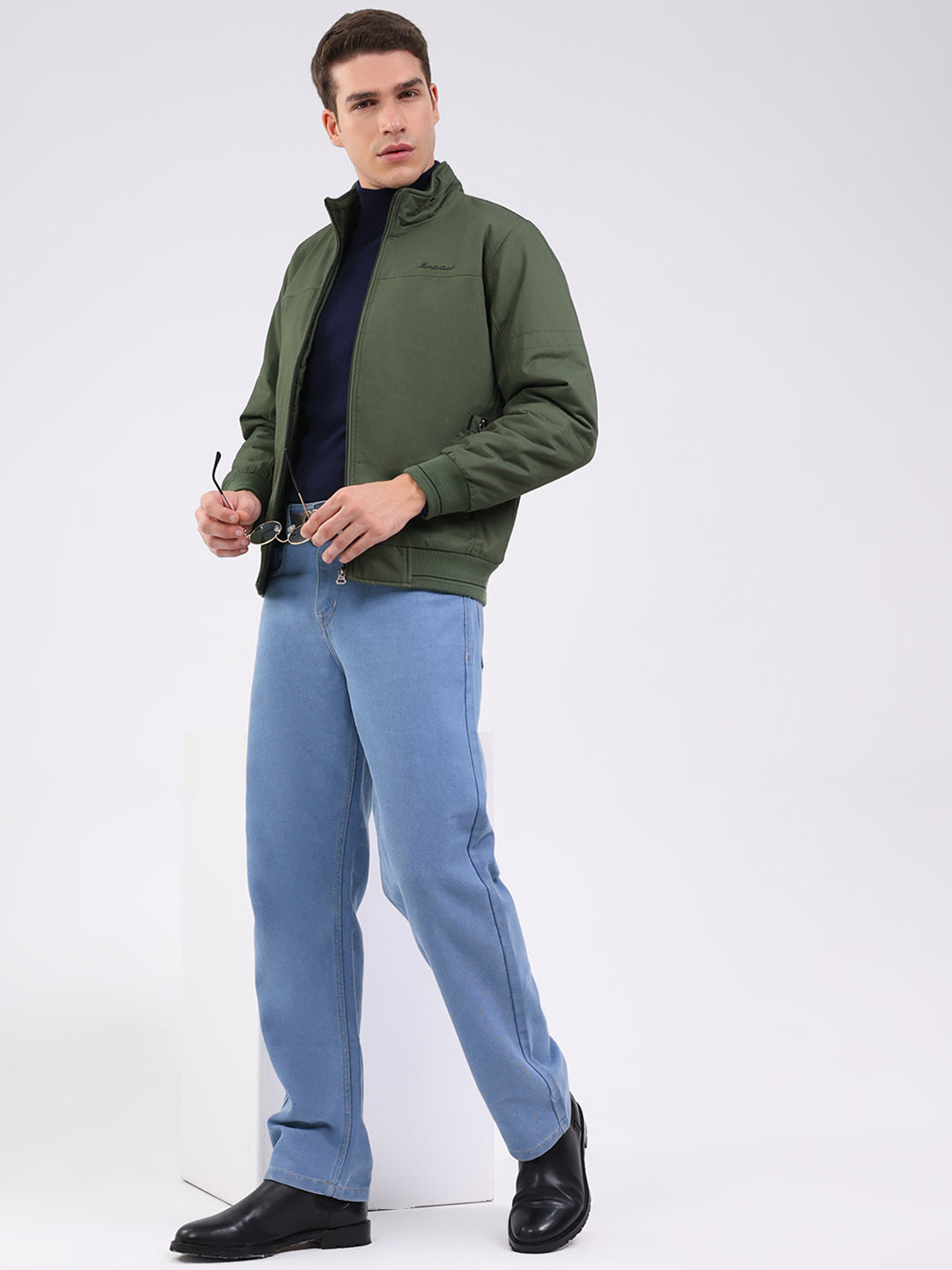 Men Olive Solid Mock Neck Full Sleeve Jacket