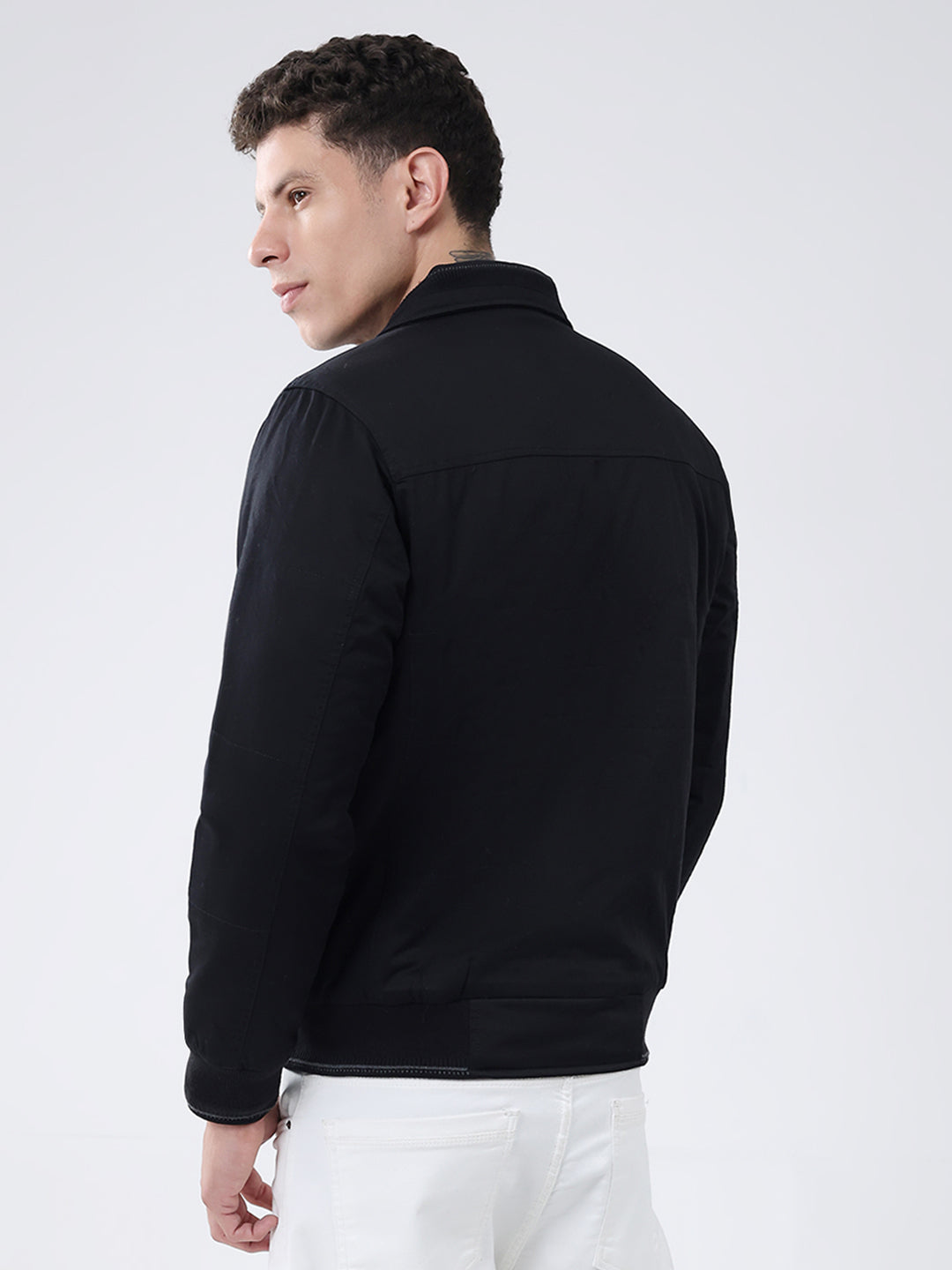 Men Black Solid Collar Full Sleeve Jacket