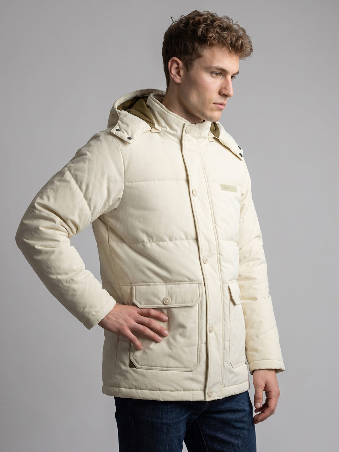 Men Cream Solid Hooded Full Sleeve Jacket