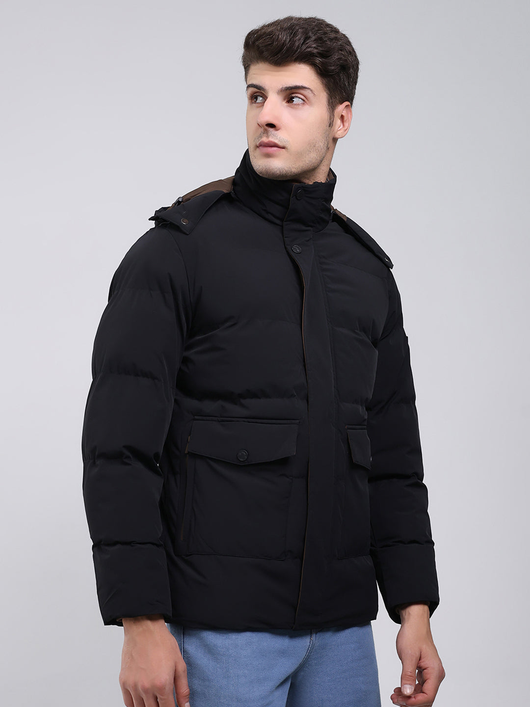 Men Black Solid Hooded Full Sleeve Jacket