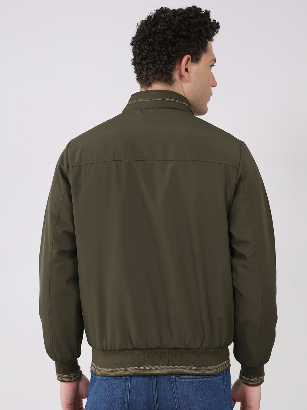 Men Olive Solid Collar Full Sleeve Jacket