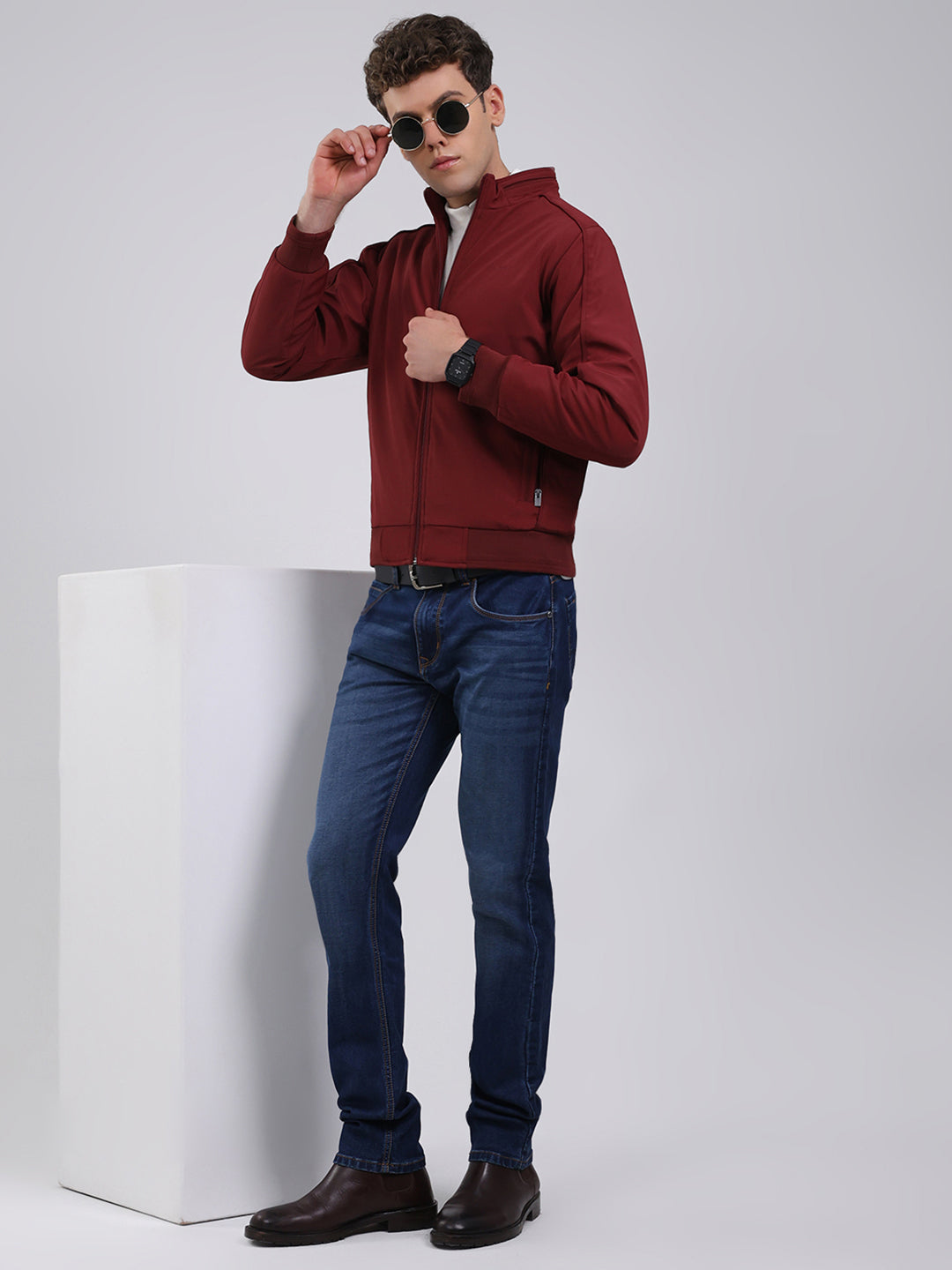 Men Maroon Solid Stand Collar Full Sleeve Jacket