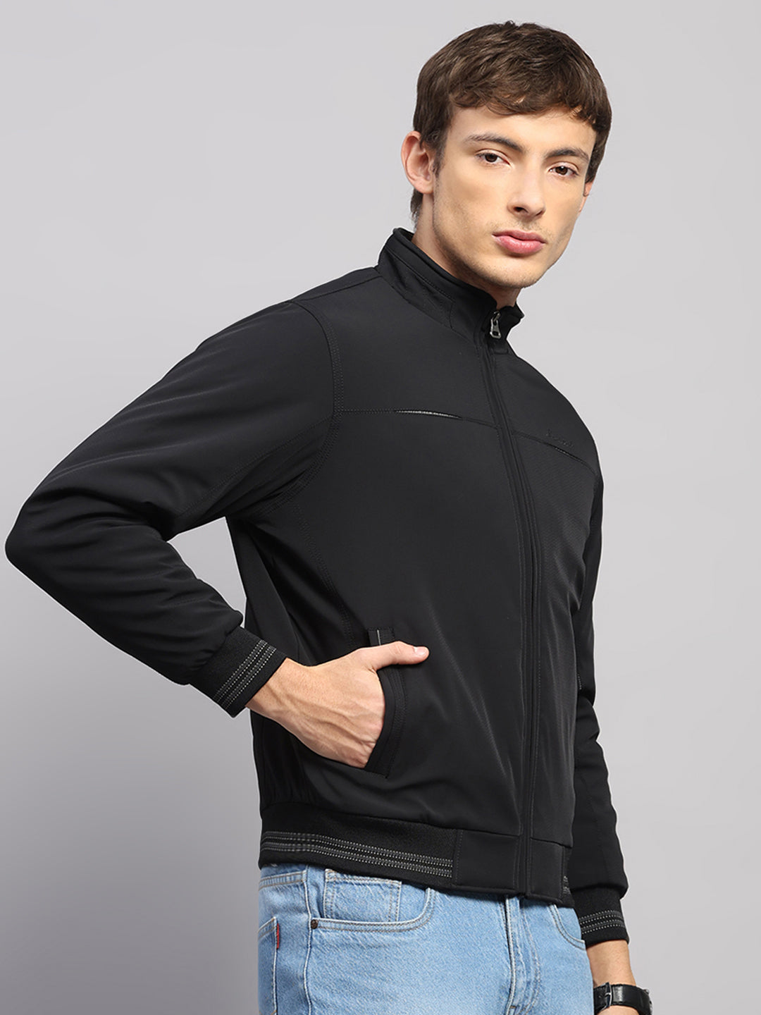 Men Black Solid Mock Neck Full Sleeve Jacket