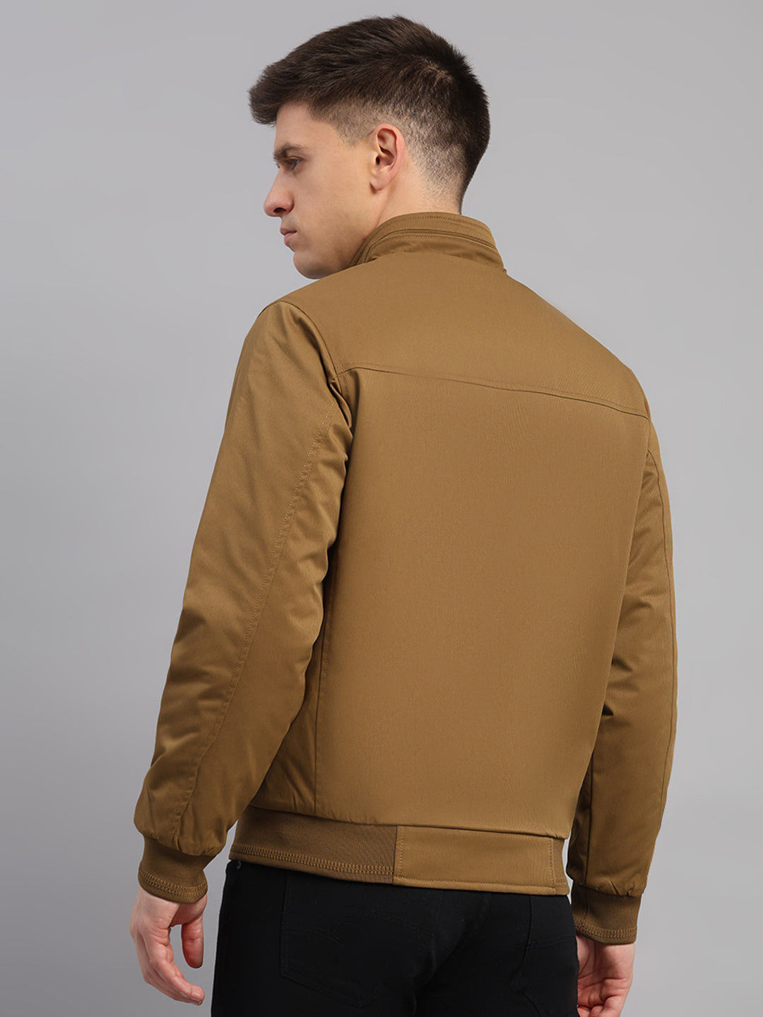 Men Khaki Solid Mandarin Neck Full Sleeve Jacket