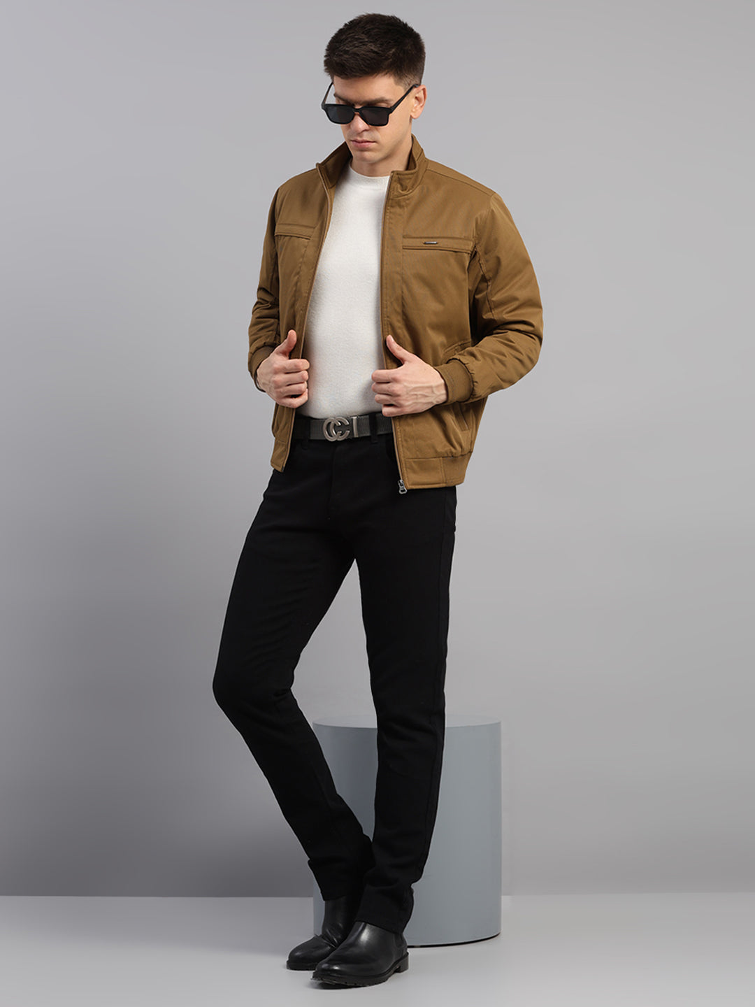 Men Khaki Solid Mandarin Neck Full Sleeve Jacket