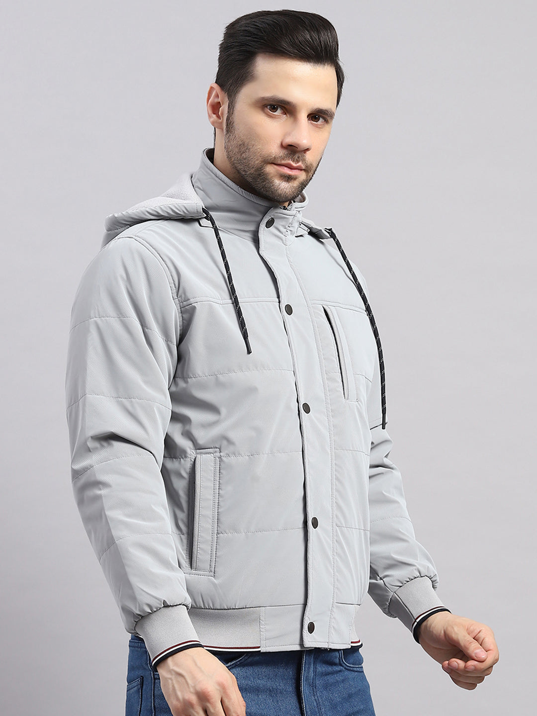 Men Grey Solid Hooded Full Sleeve Jacket