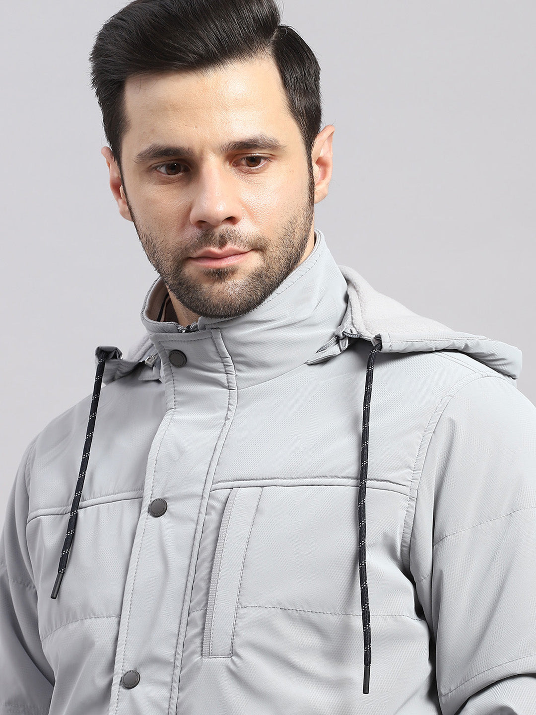 Men Grey Solid Hooded Full Sleeve Jacket