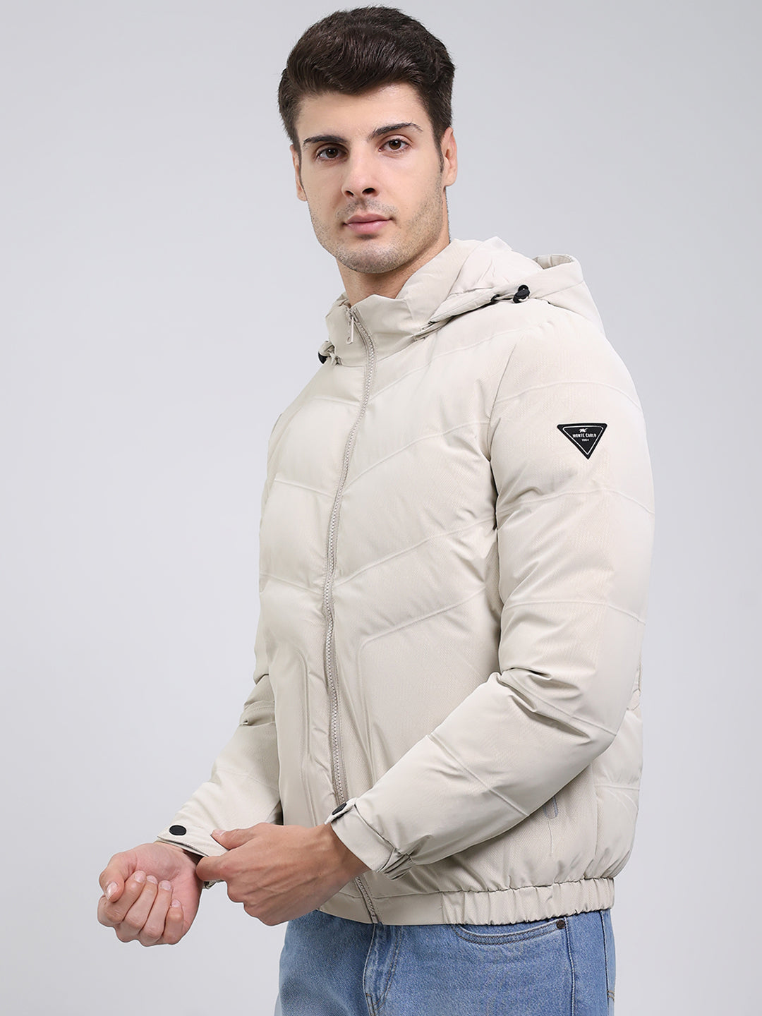 Men Cream Solid Hooded Full Sleeve Jacket