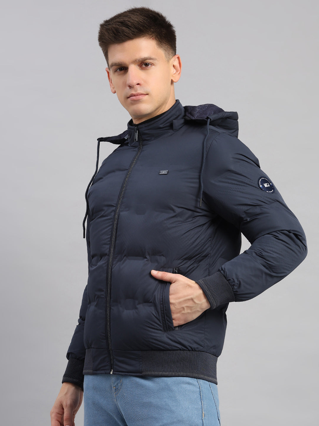 Men Navy Blue Solid Hooded Full Sleeve Jacket