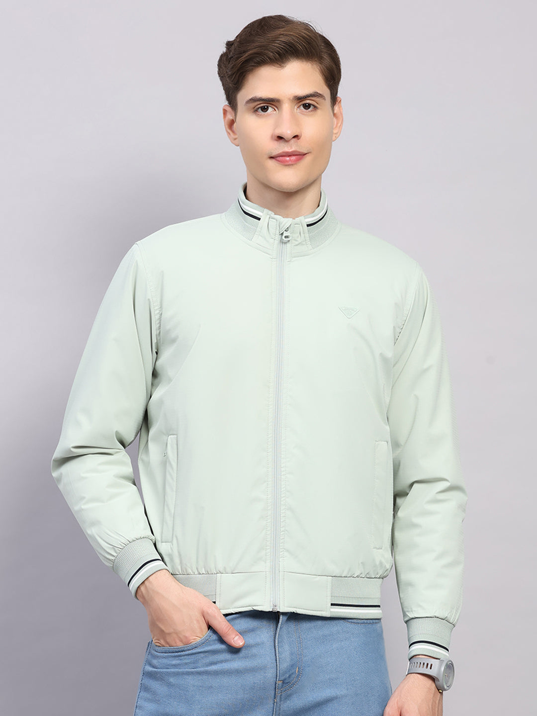 Men Green Solid Mock Neck Full Sleeve Jacket