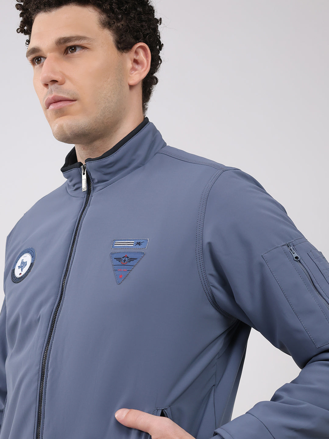 Men Blue Solid Collar Full Sleeve Jacket