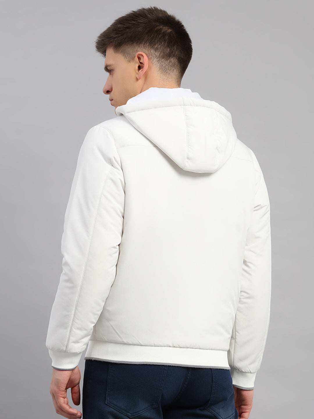 Men White Solid Hooded Full Sleeve Jacket