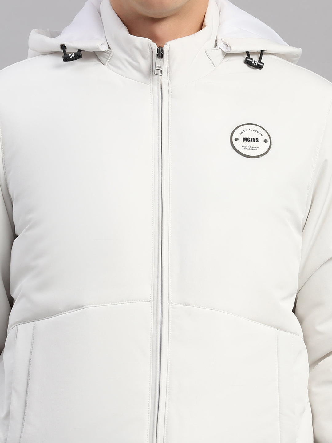 Men White Solid Hooded Full Sleeve Jacket