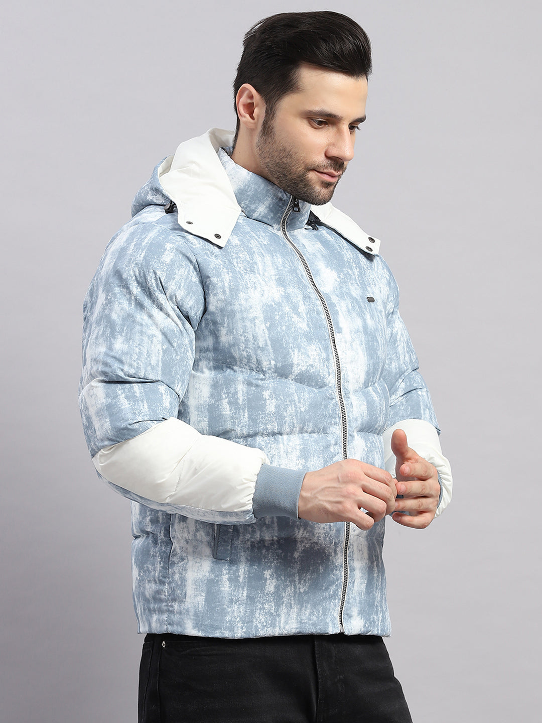 Men Sky Blue Solid Hooded Full Sleeve Jacket