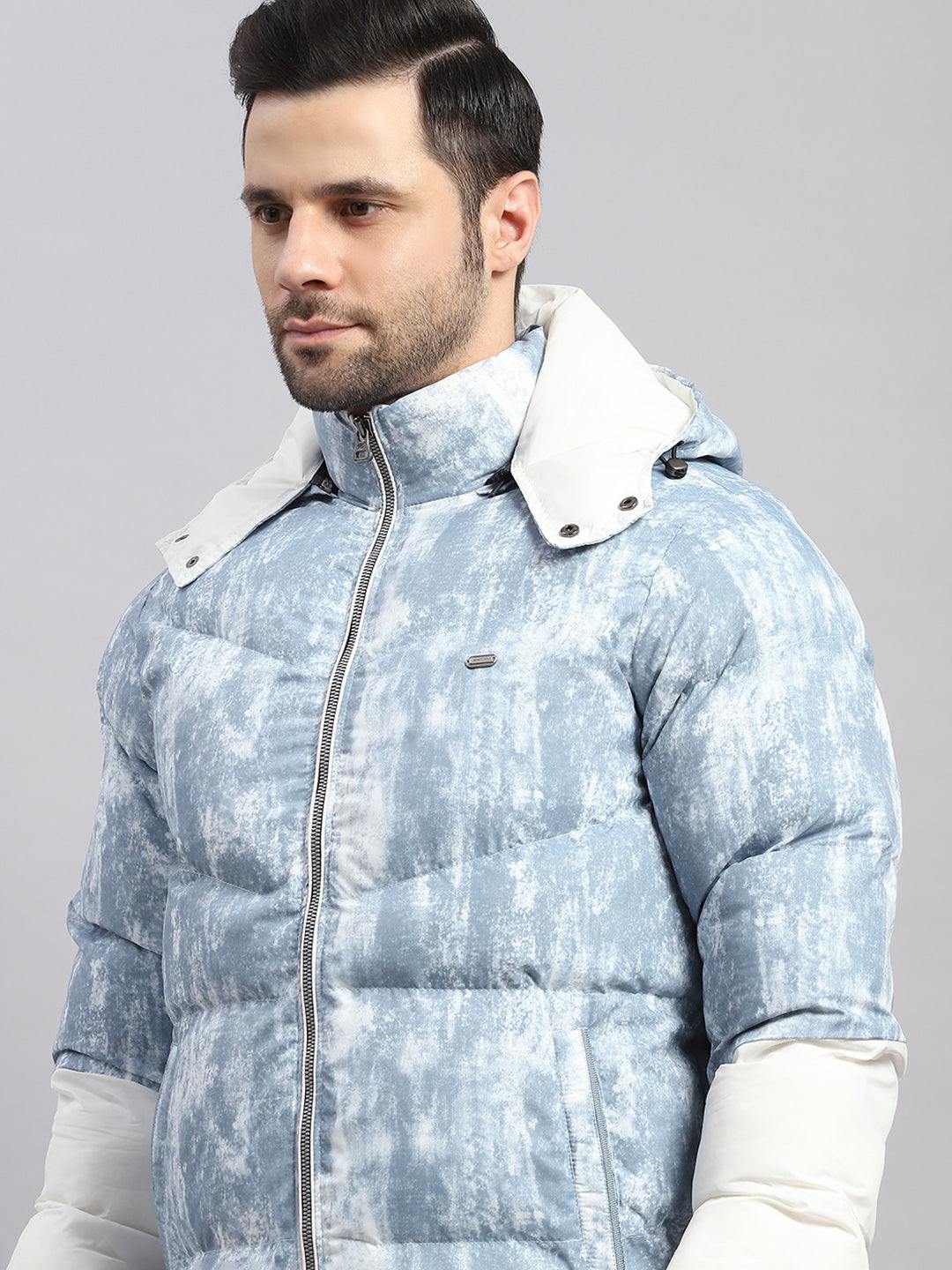 Men Sky Blue Solid Hooded Full Sleeve Jacket