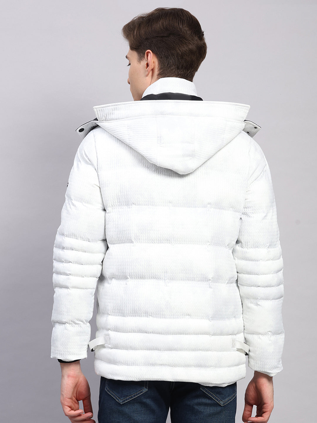 Men White Solid Hooded Full Sleeve Jacket