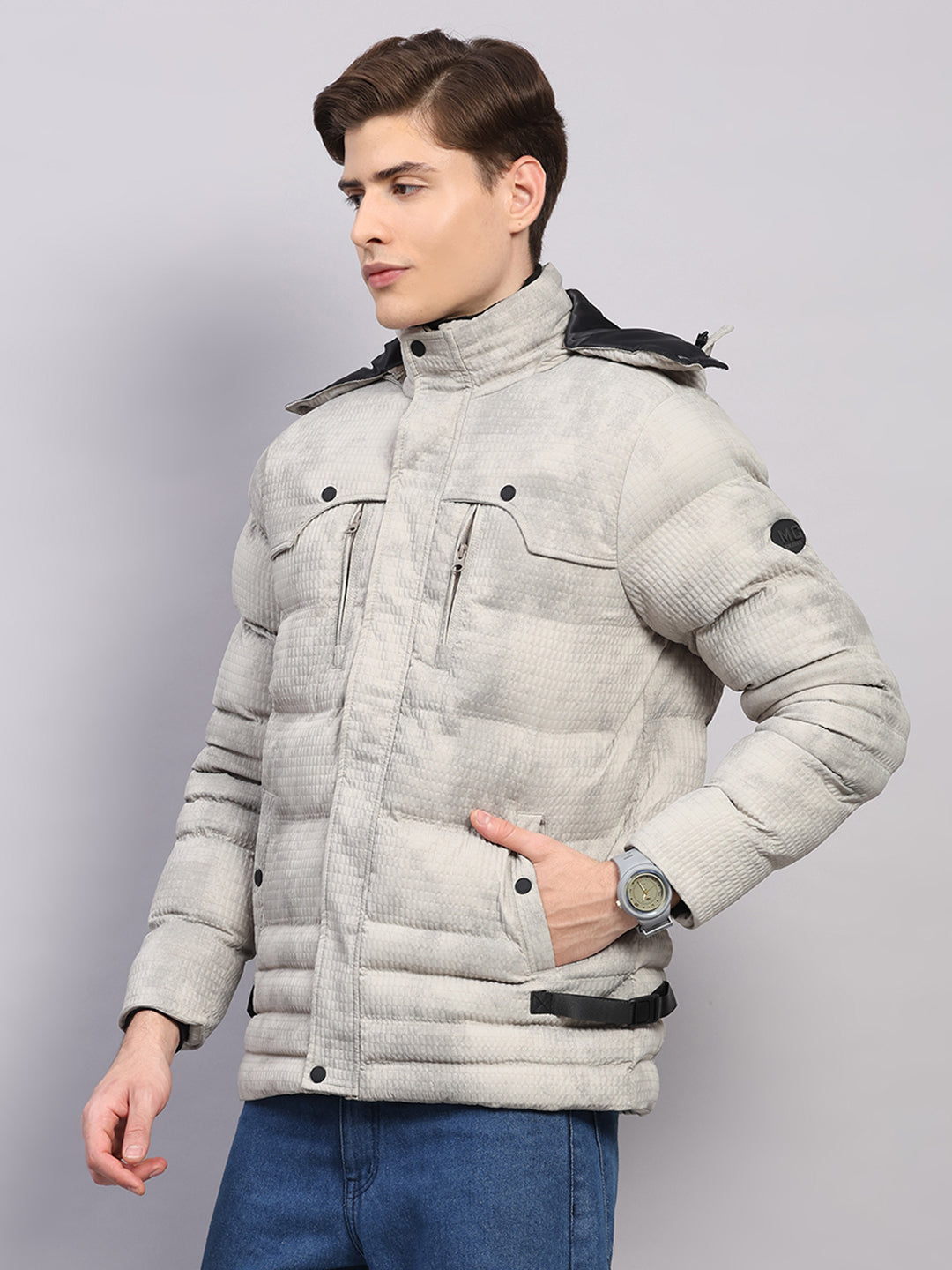 Men Beige Solid Hooded Full Sleeve Jacket