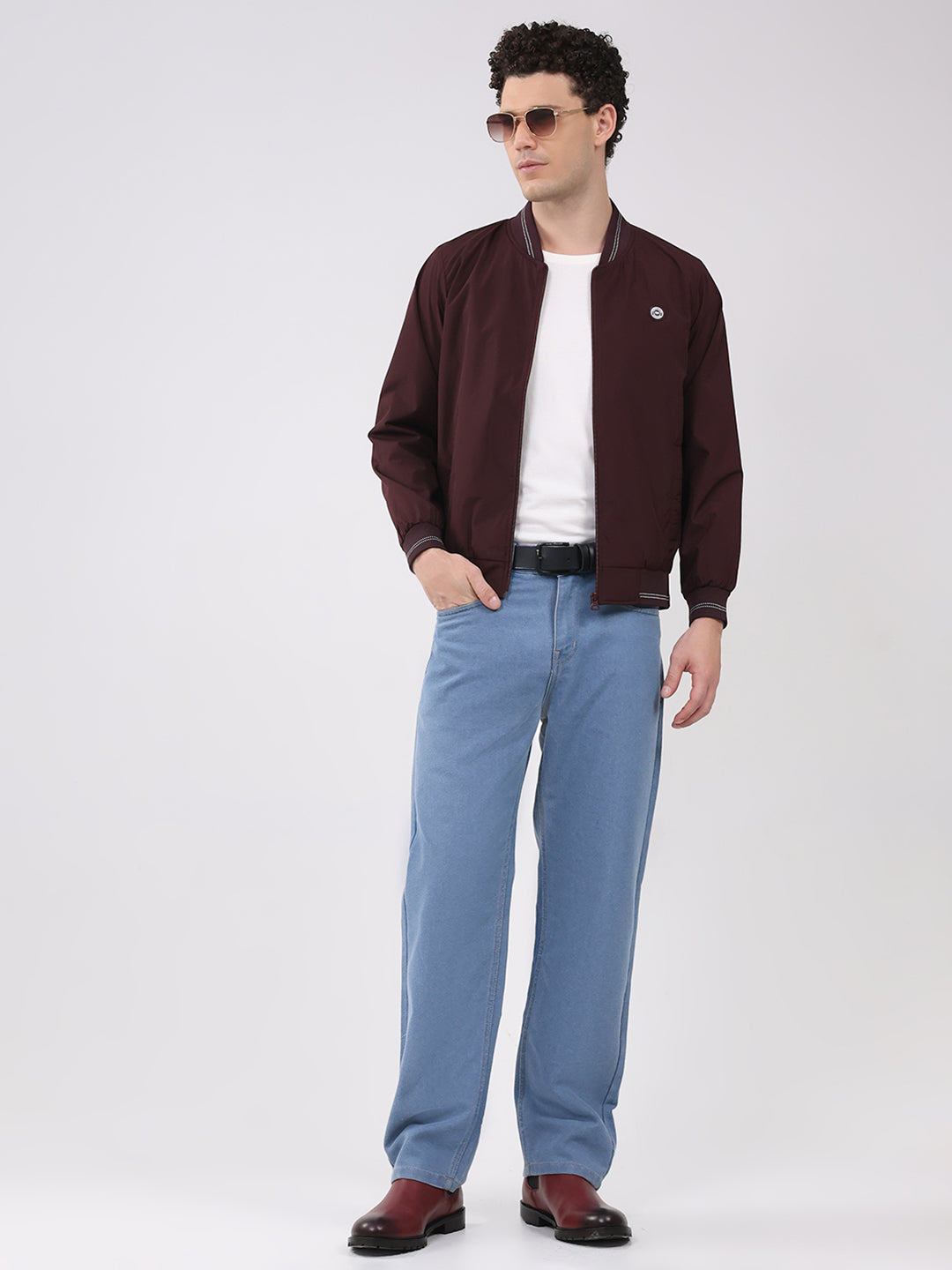 Men Burgundy Solid Collar Full Sleeve Jacket