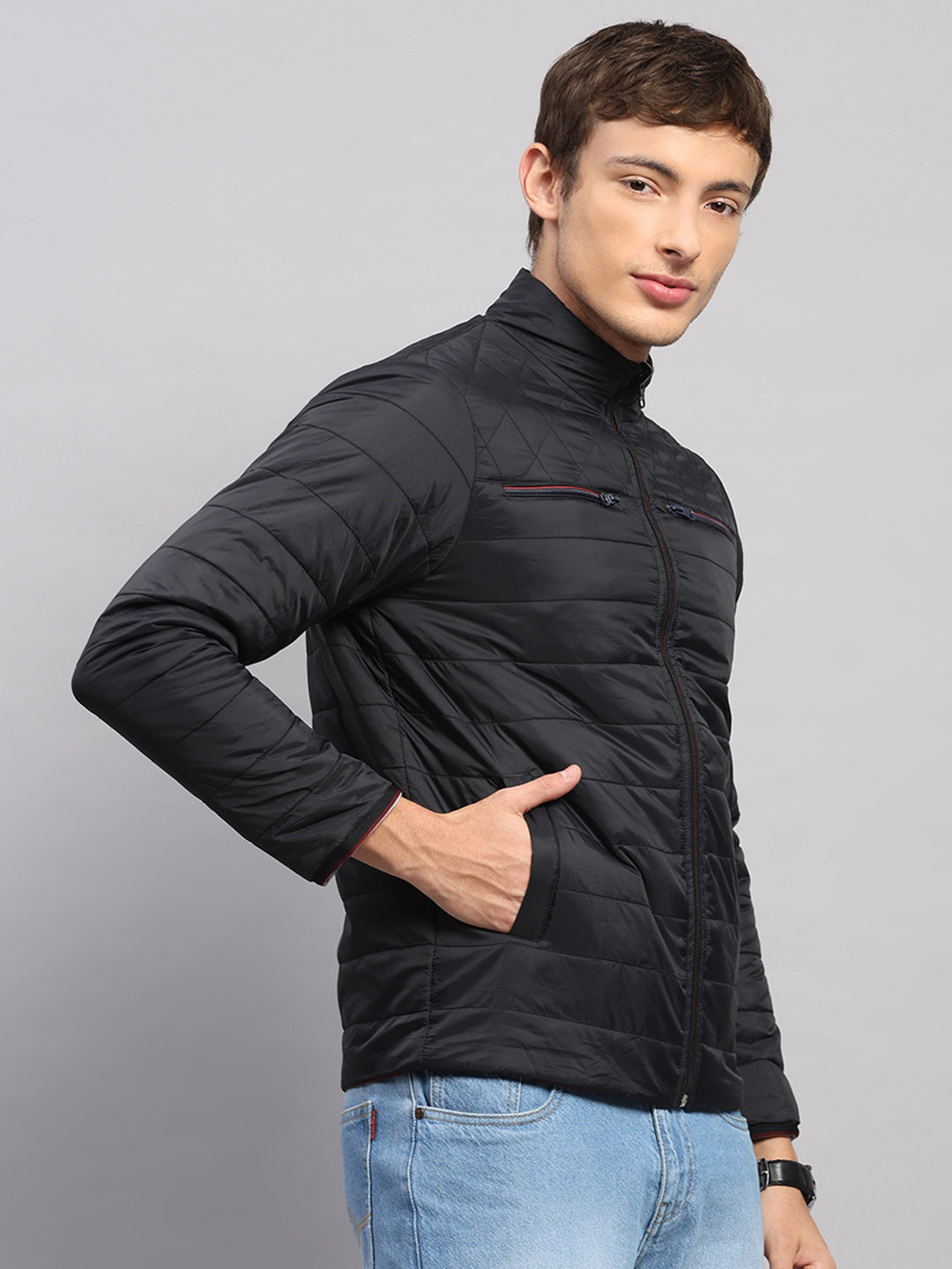 Men Black Solid Collar Full Sleeve Jacket