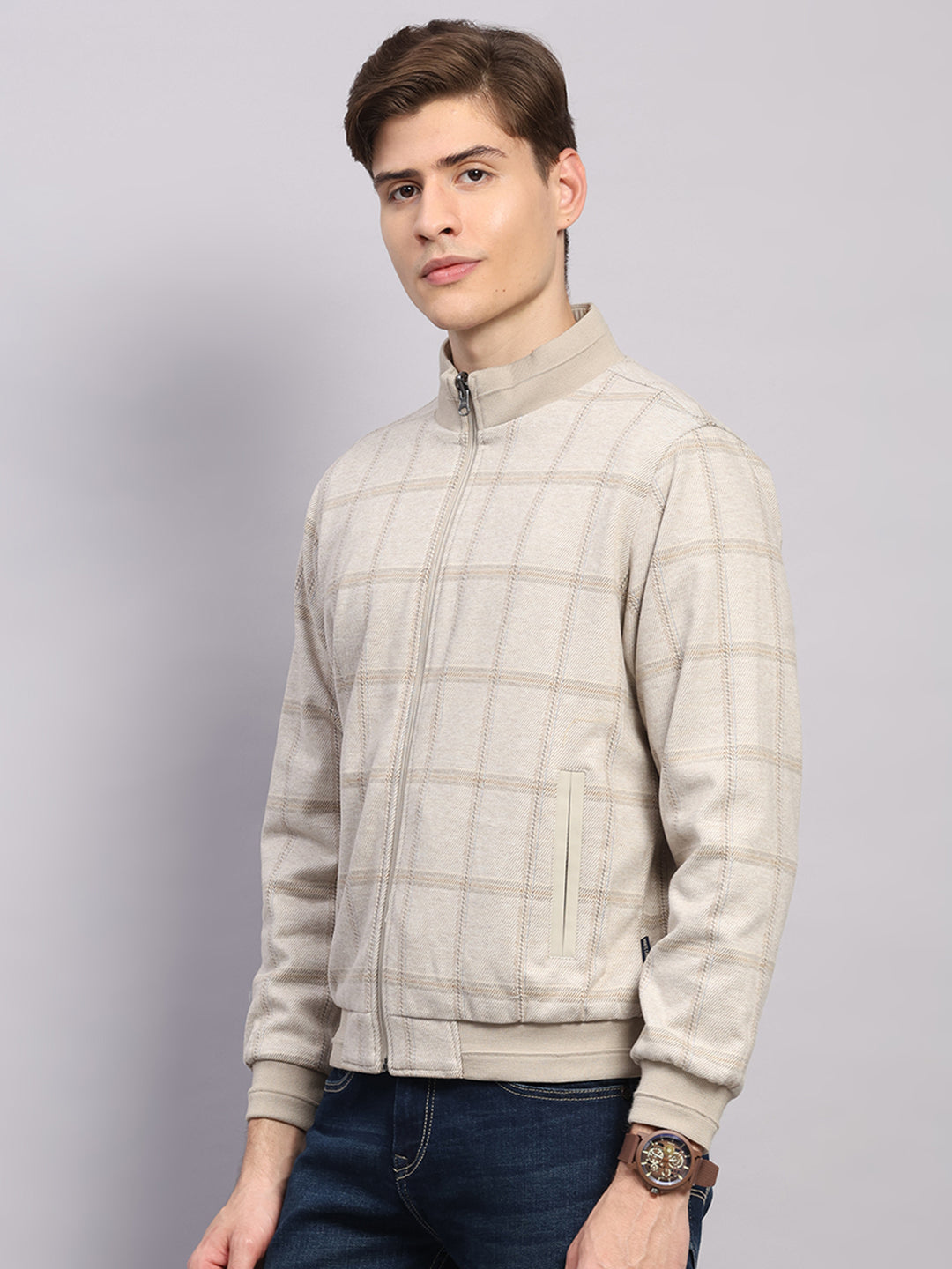Men Off White Solid Collar Full Sleeve Jacket