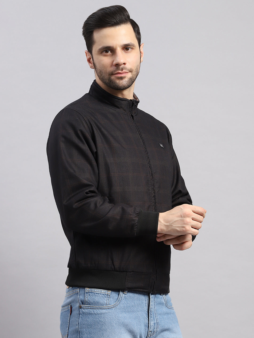 Men Black Solid Collar Full Sleeve Reversible Jacket