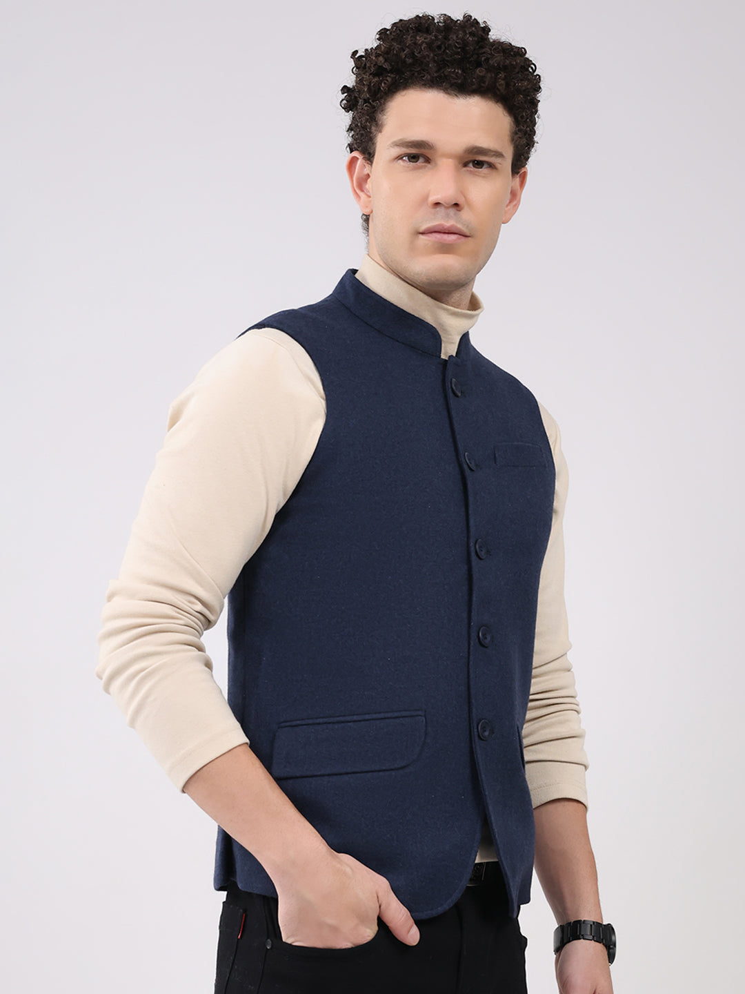 Men Blue Solid Collar Sleeveless Jacket