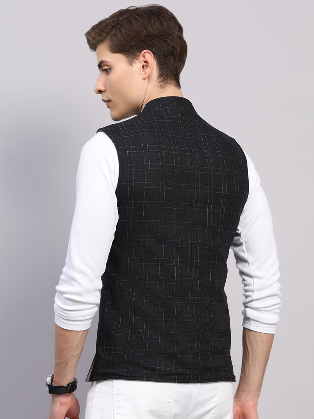 Men Black Check Collar Sleeveless Nehru Jacket