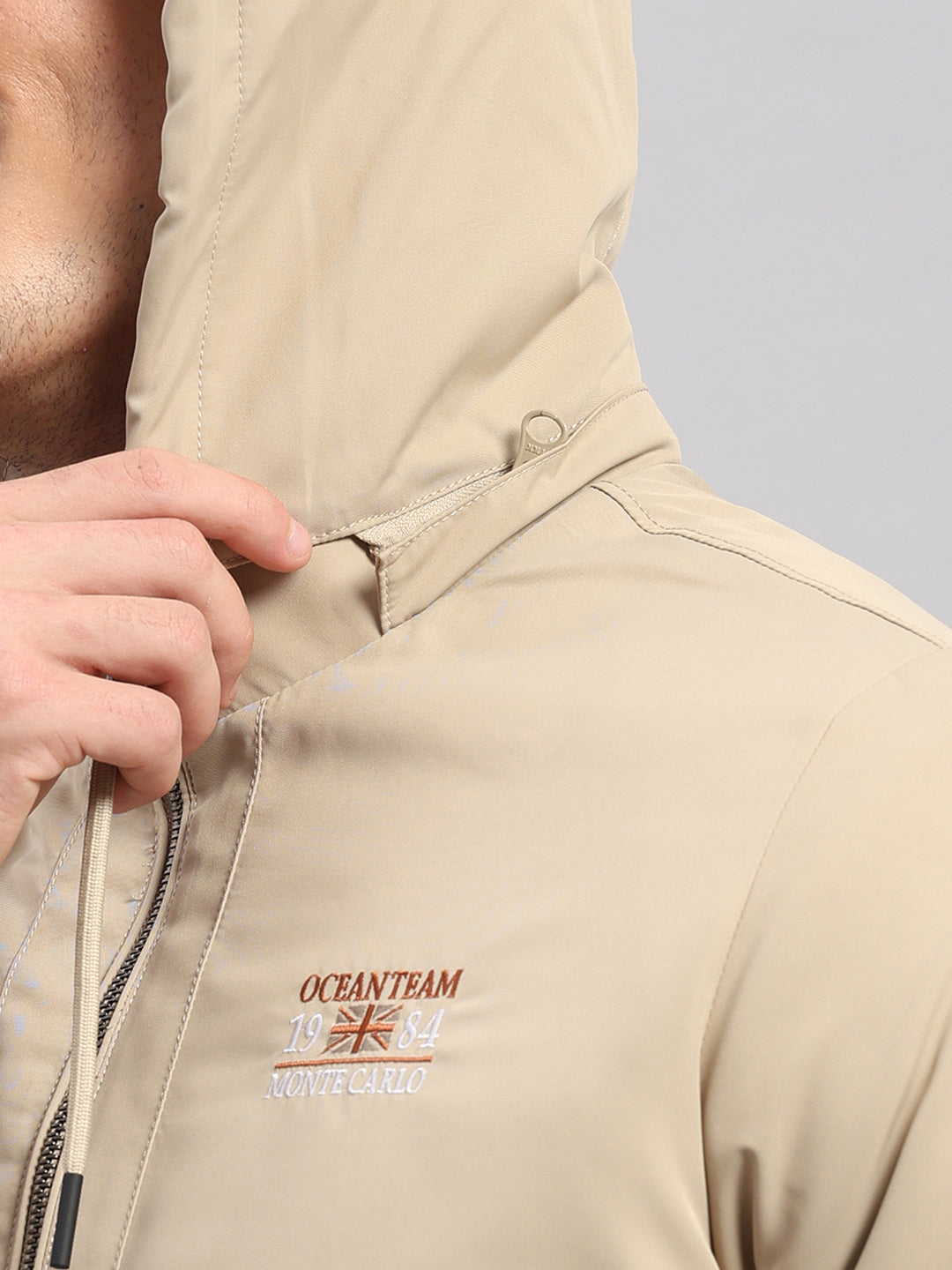 Men Beige Solid Hooded Full Sleeve Jacket