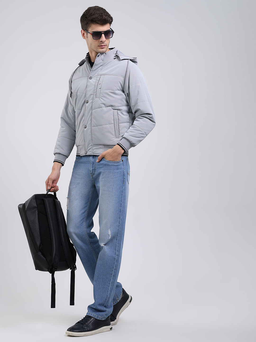 Men Grey Solid Hooded Full Sleeve Jacket