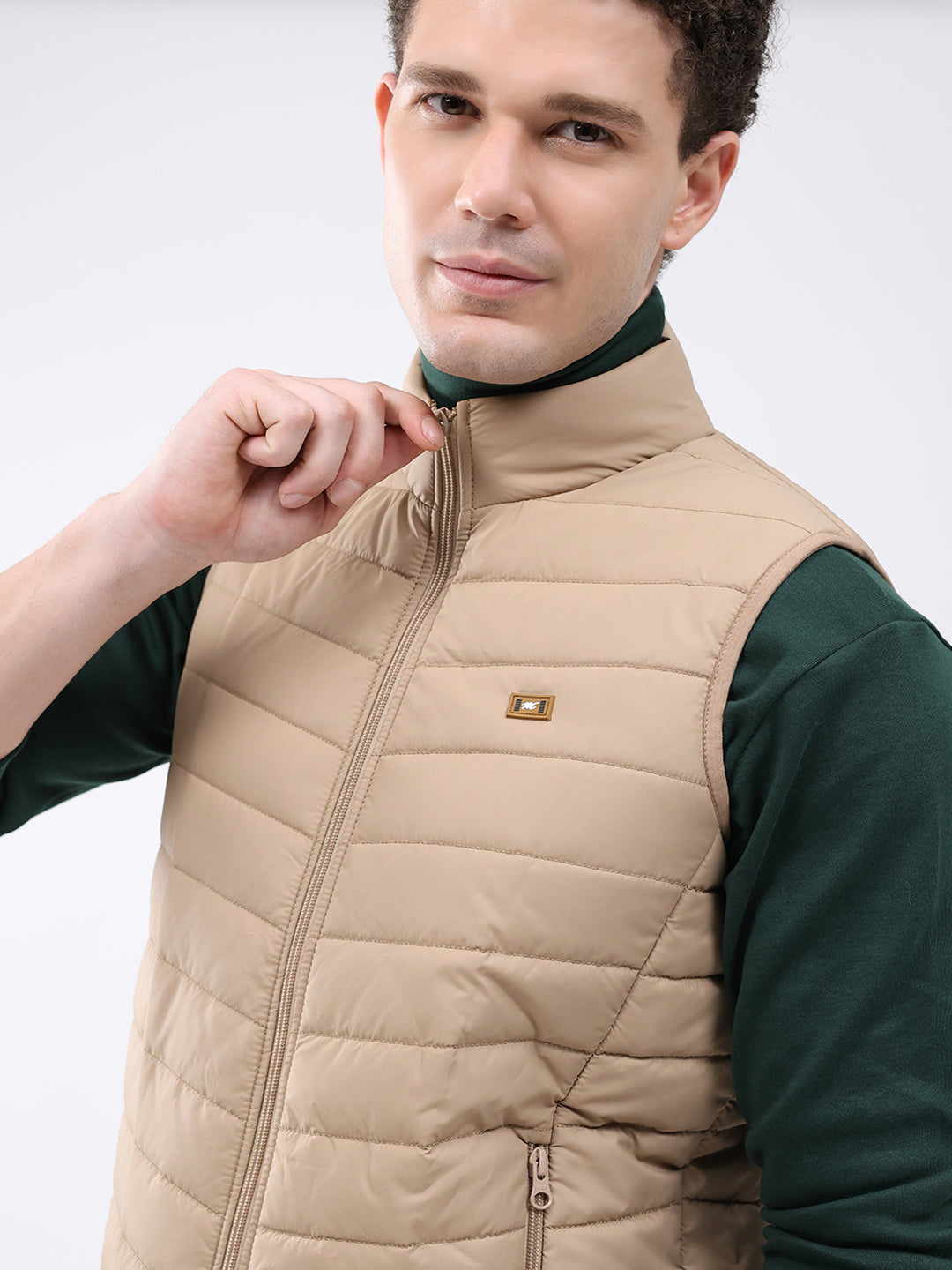 Men Beige Solid Collar Sleeveless Jacket