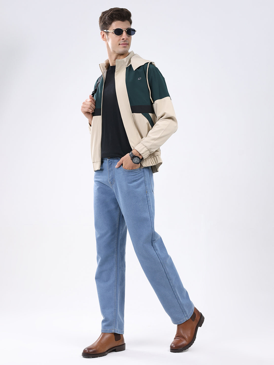 Men Green Colourblocked Hooded Full Sleeve Jacket