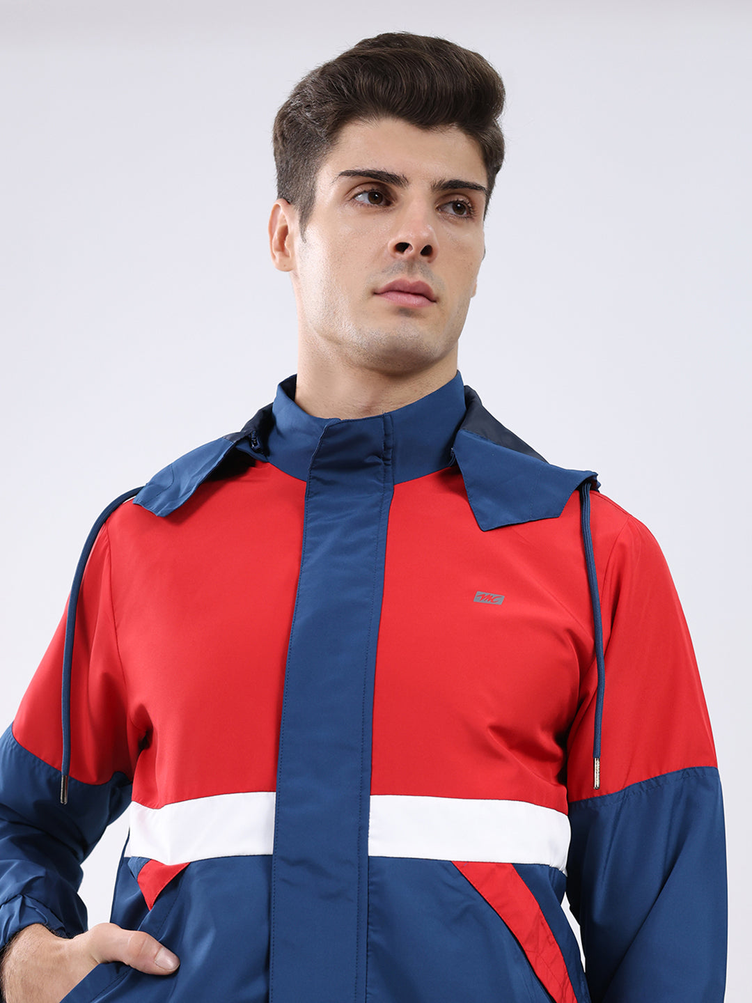 Men Red Colourblocked Hooded Full Sleeve Jacket