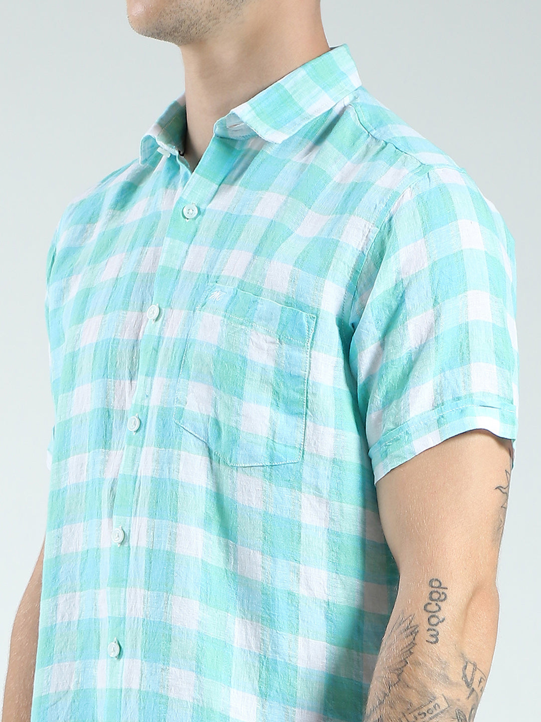 Men Green Check Collar Half Sleeve Linen Shirt