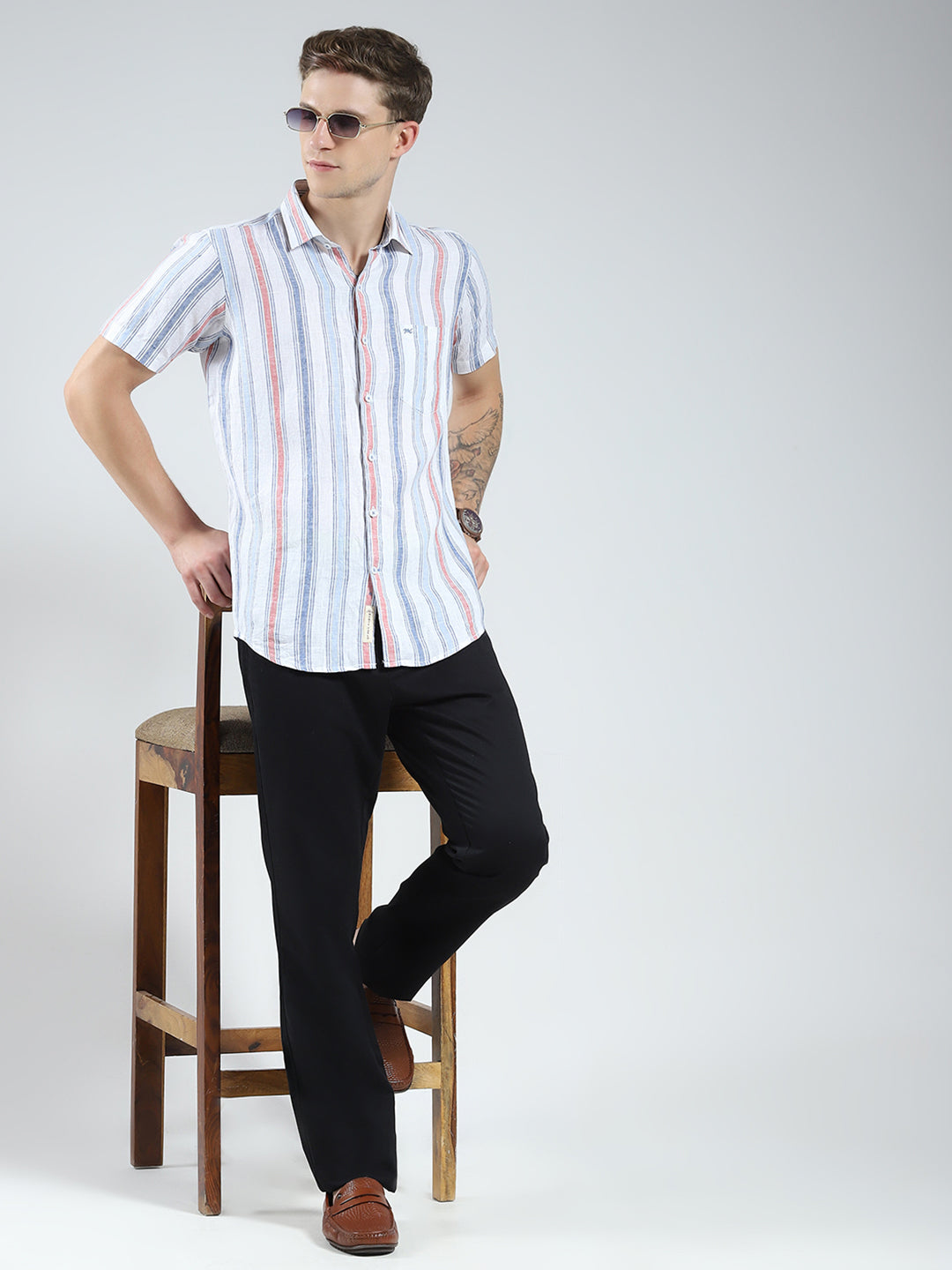 Men Blue Stripe Collar Half Sleeve Linen Shirt