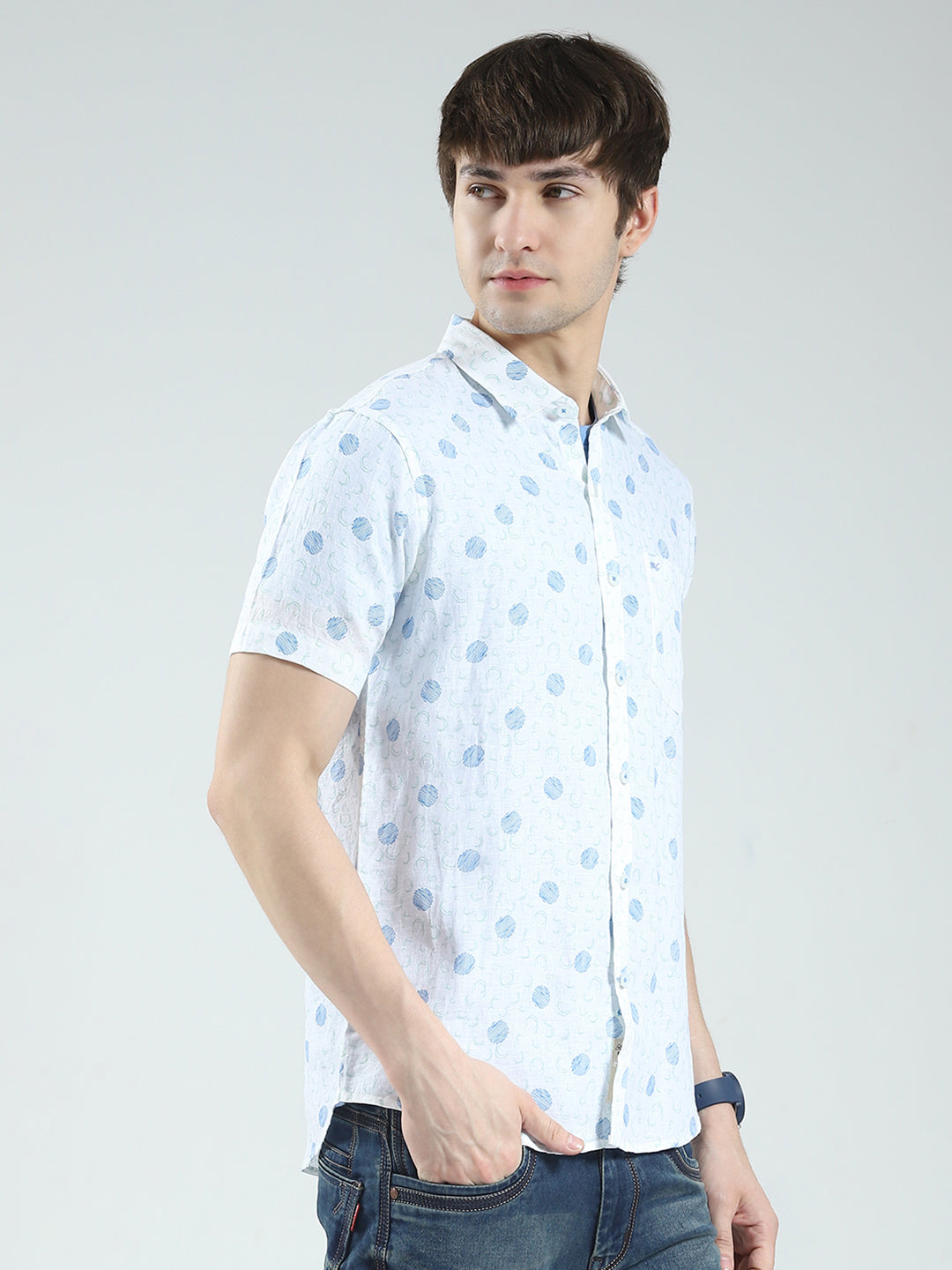 Men White Printed Collar Half Sleeve Linen Shirt