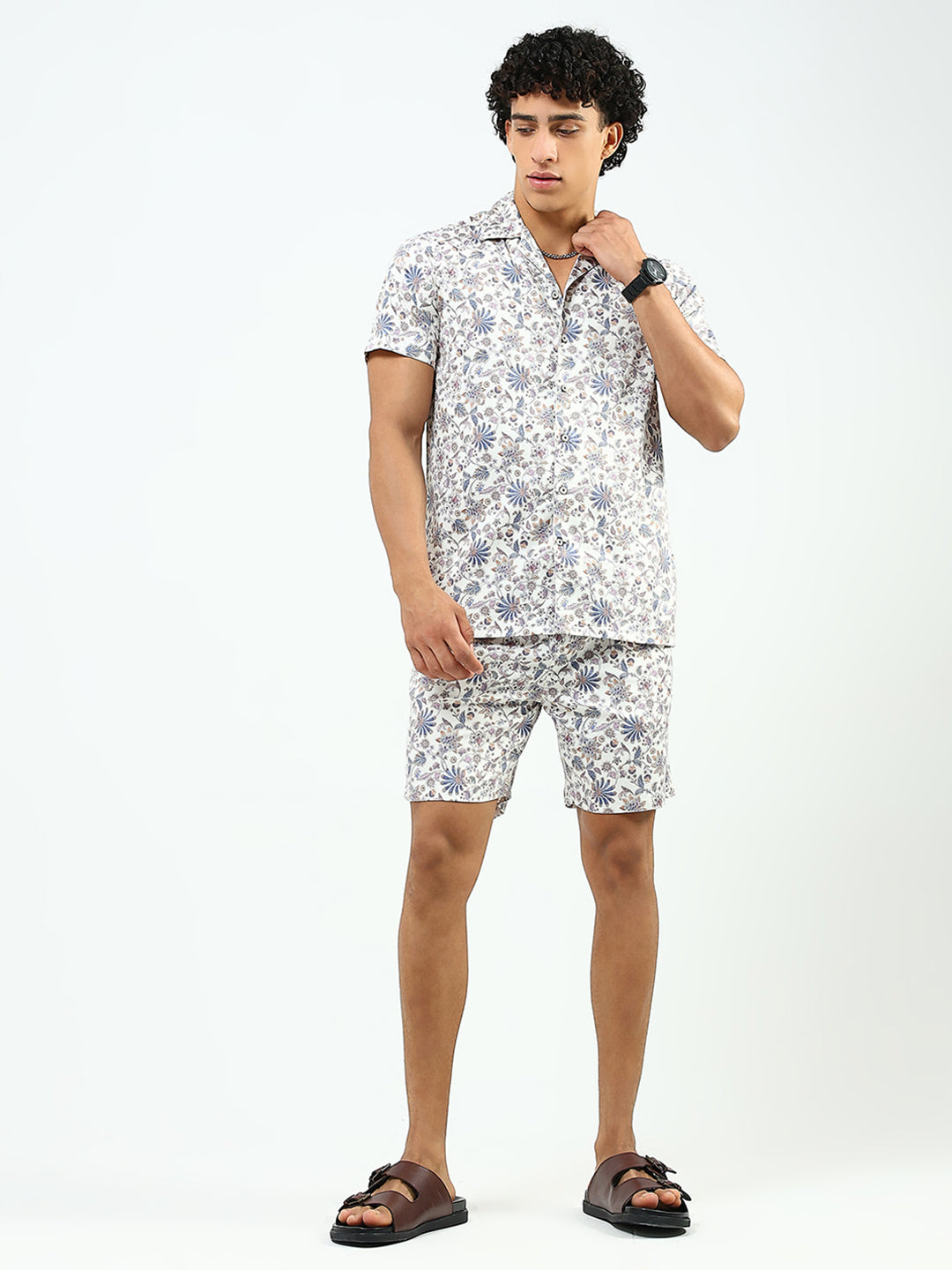 Men Off White Printed Collar Half Sleeve Cords Set