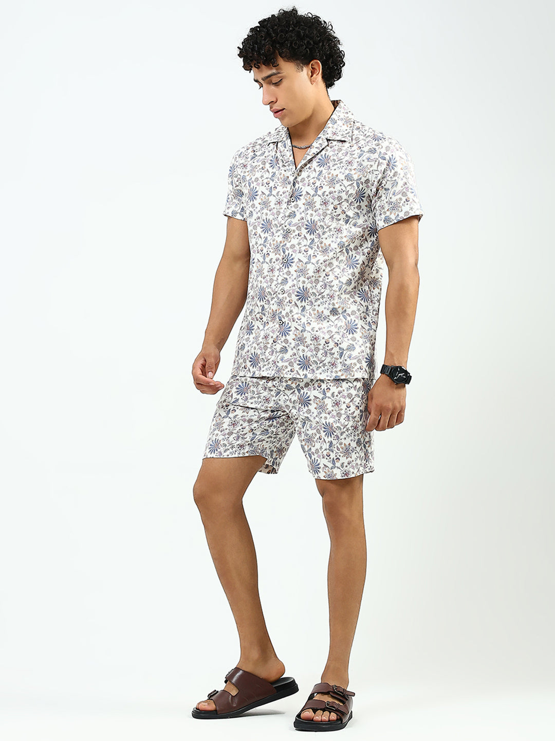 Men Off White Printed Collar Half Sleeve Cords Set