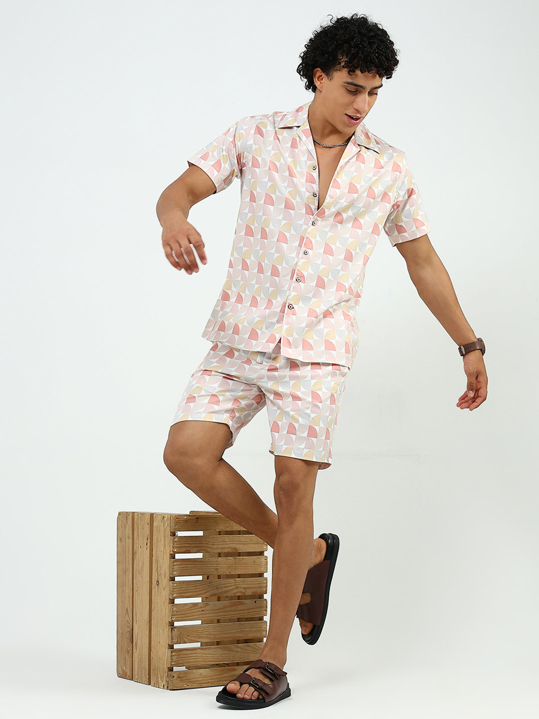 Men Peach Printed Collar Half Sleeve Cords Set