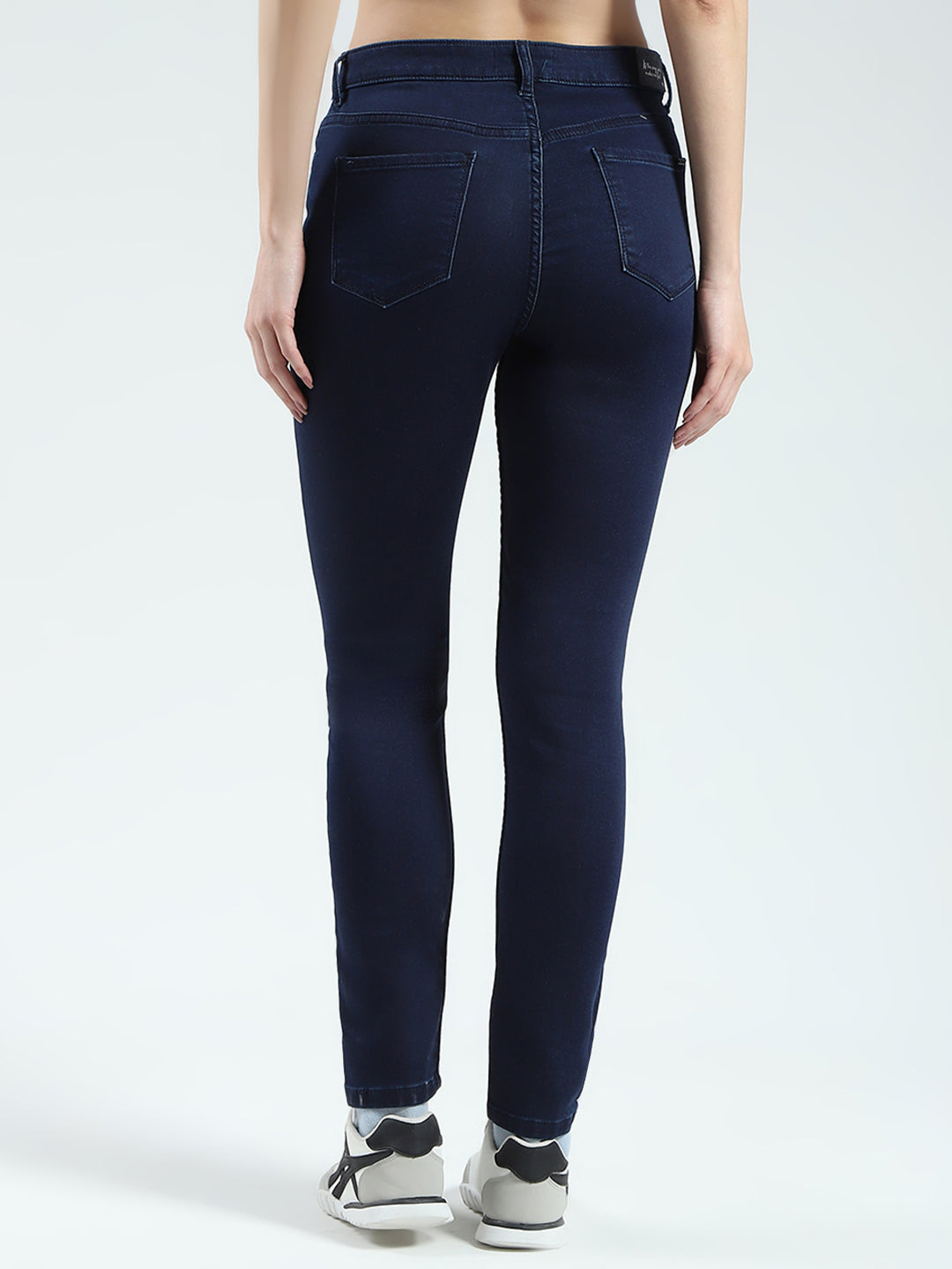 Women Blue Solid Slim Fit Denim
