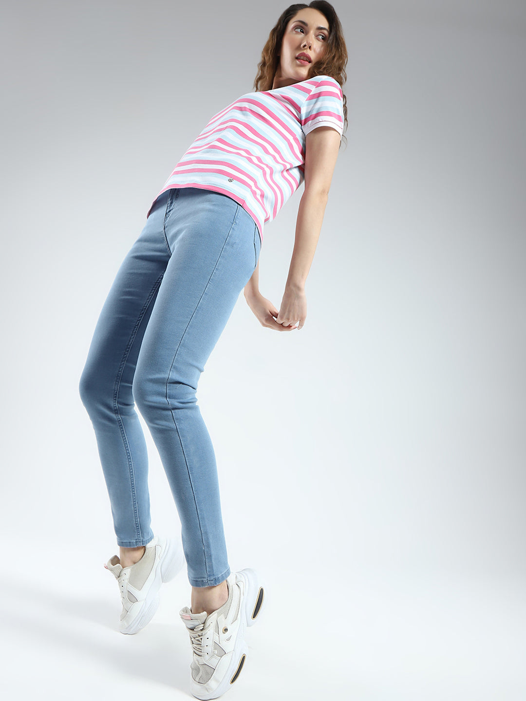 Women Blue Solid Slim Fit Denim