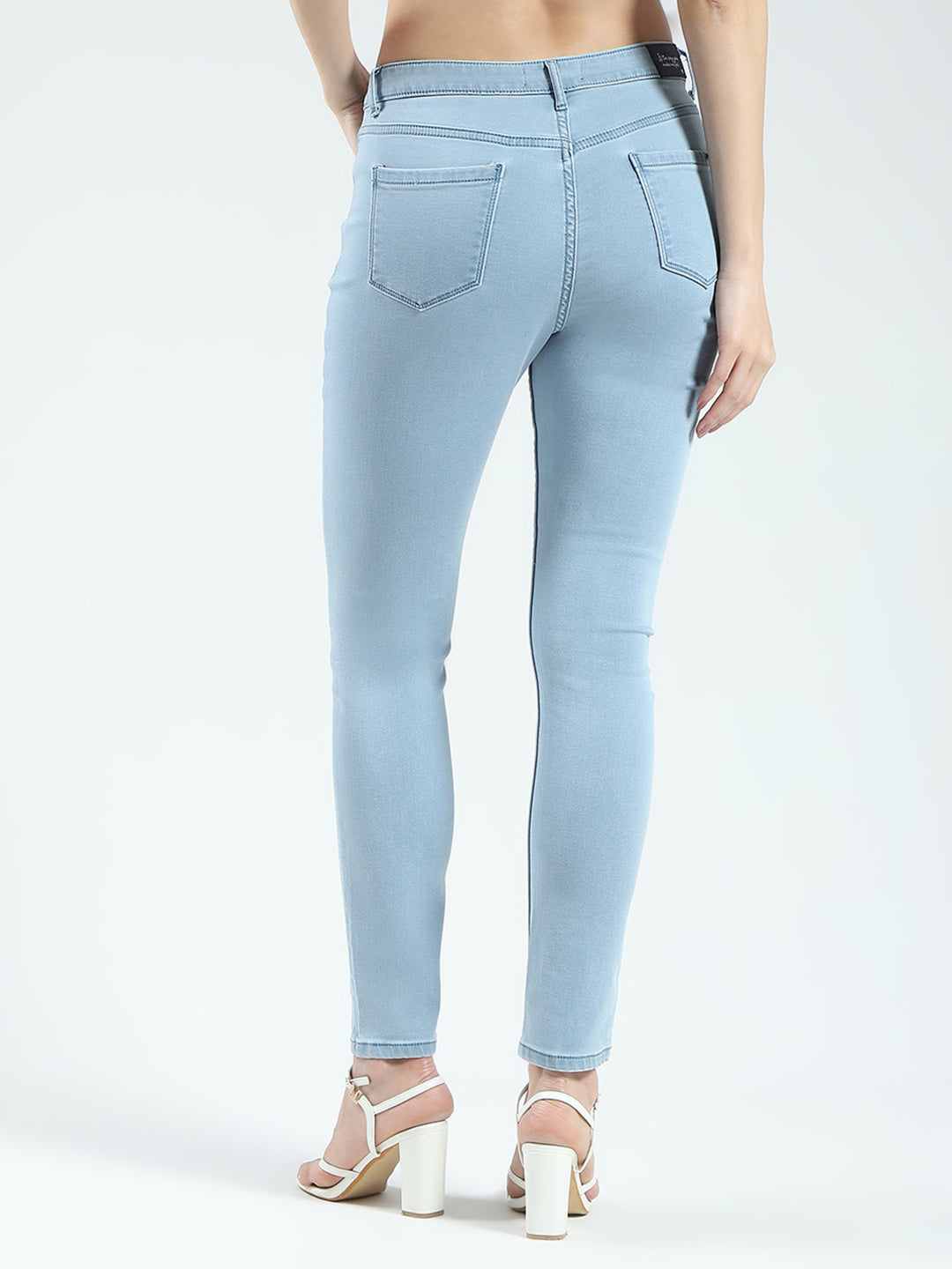 Women Blue Solid Slim Fit Denim