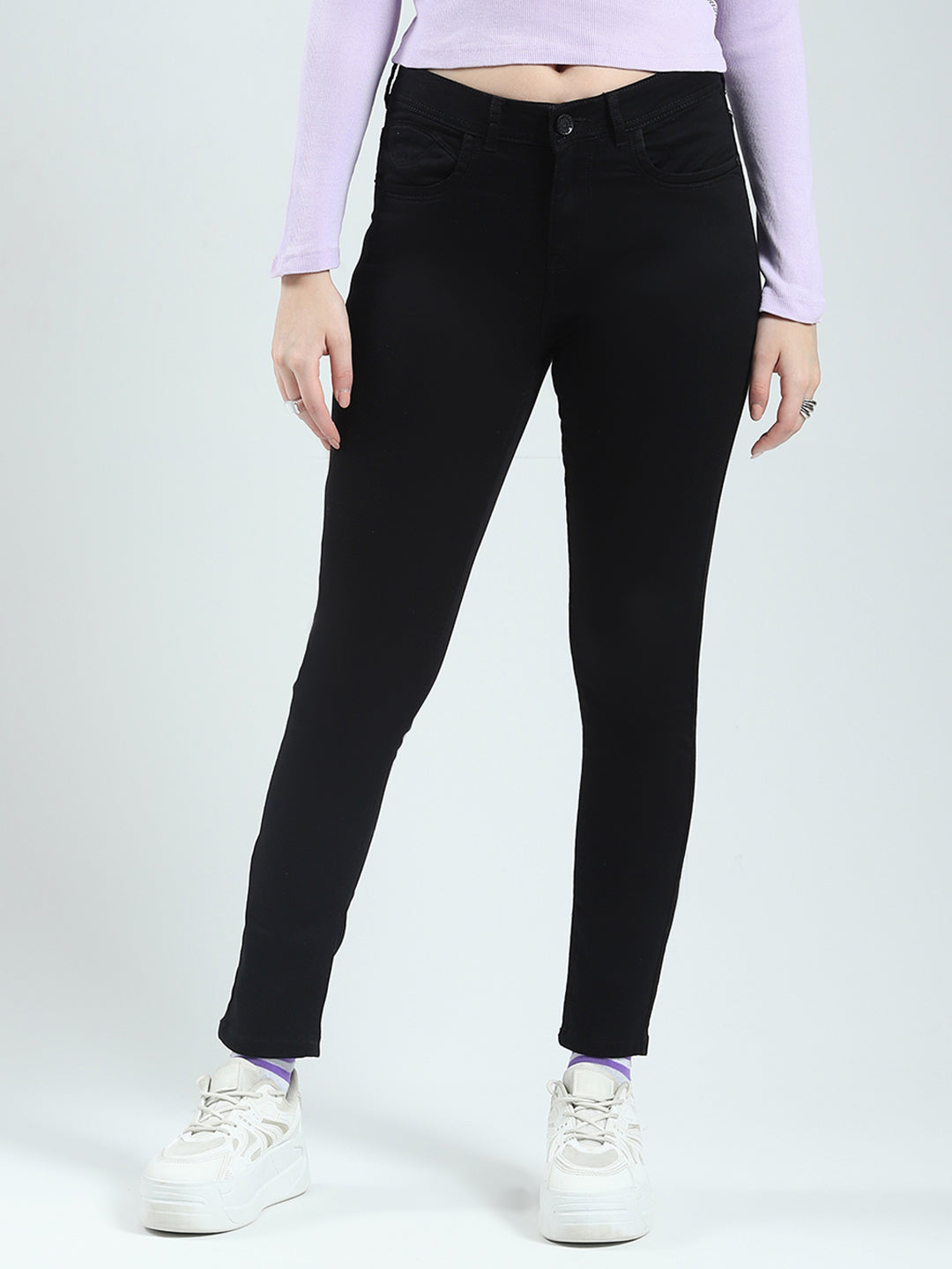 Women Black Solid Slim Fit Denim