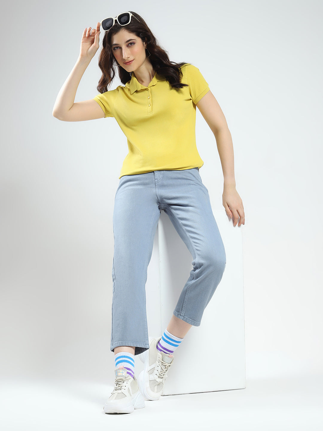 Women Blue Solid Slim Fit Denim