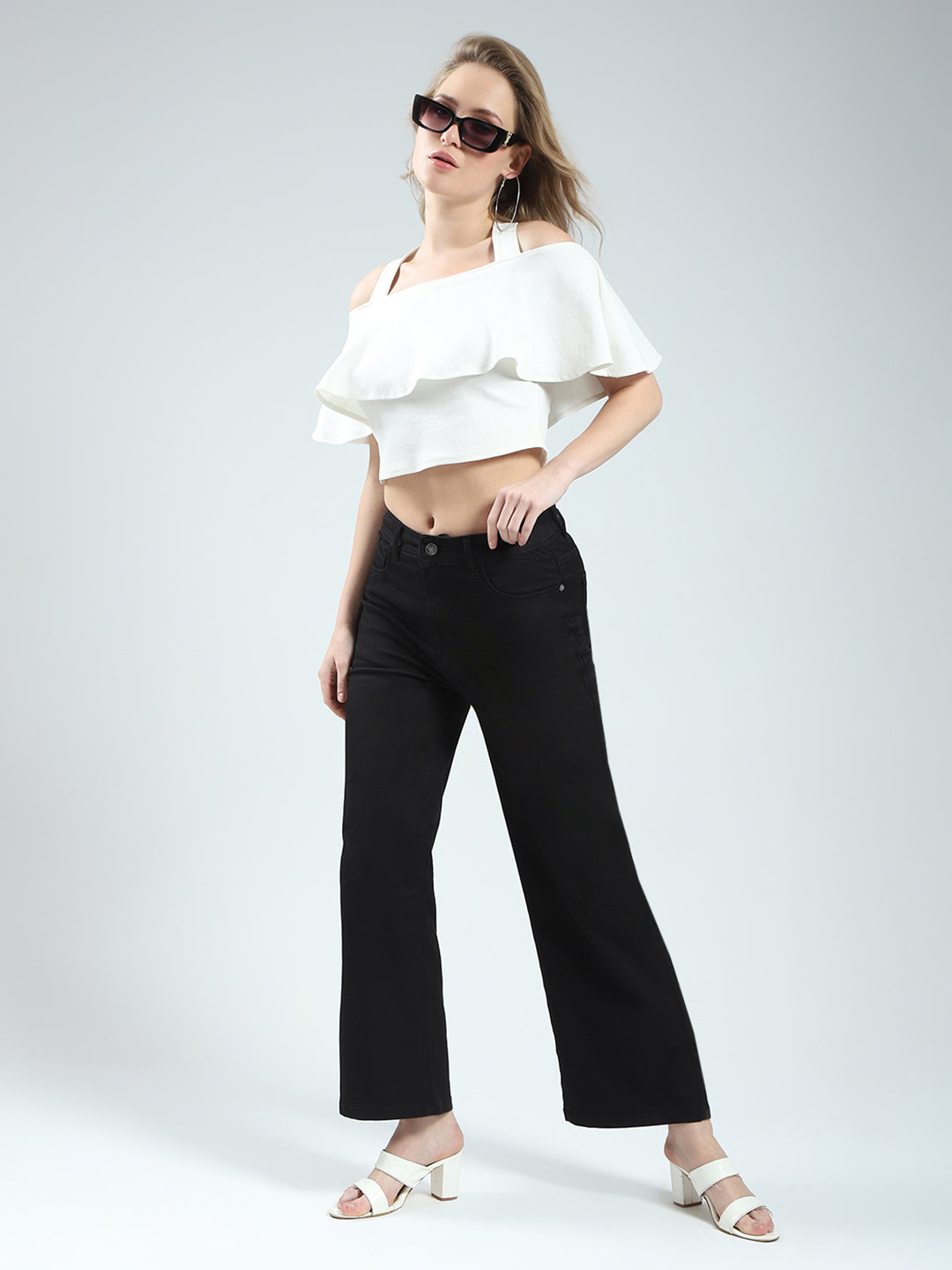 Women Black Solid Regular Fit Denim